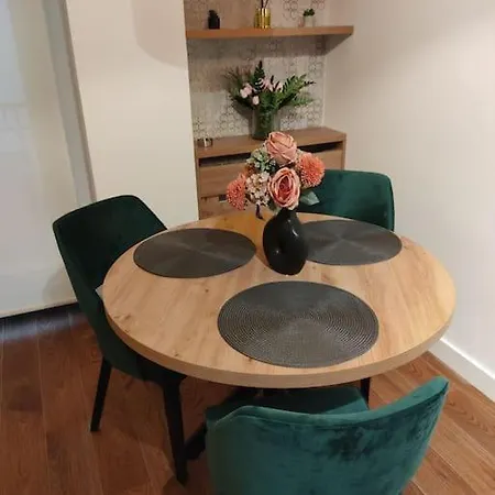 Aria Apartment *